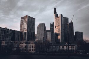 Erstausstattung neue Stadtwohnung Frankfurt 2026
